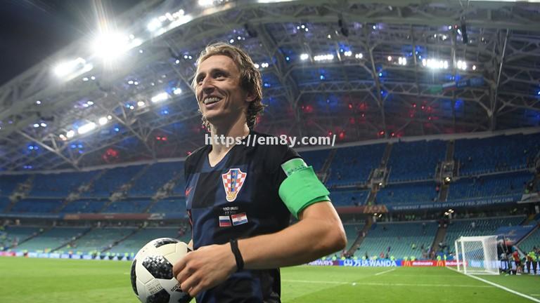 德国横扫前南斯拉夫,取得四连胜 德国横扫前南斯拉夫,取得四连胜